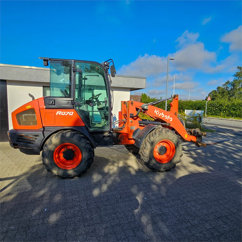Kubota R070 - Ratinis krautuvas: foto 5 Kubota R070 - Ratinis krautuvas: foto 5