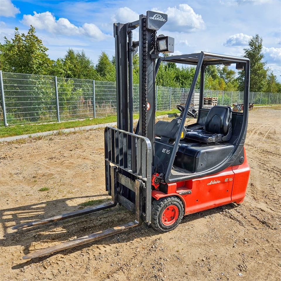 Linde E16 - Šakinis krautuvas: foto 1 Linde E16 - Šakinis krautuvas: foto 1