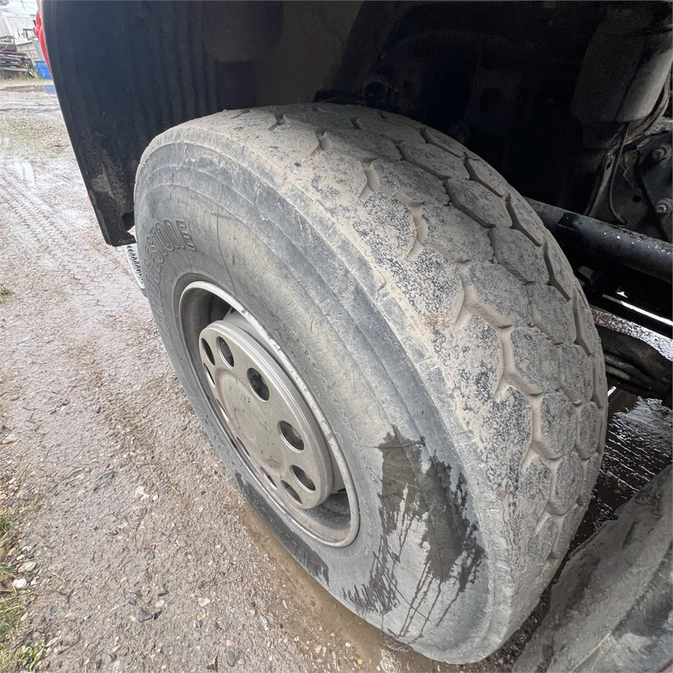 Savivartis sunkvežimis, Sunkvežimis su kranu MAN TGA 8x4 Hydrodrive: foto 41