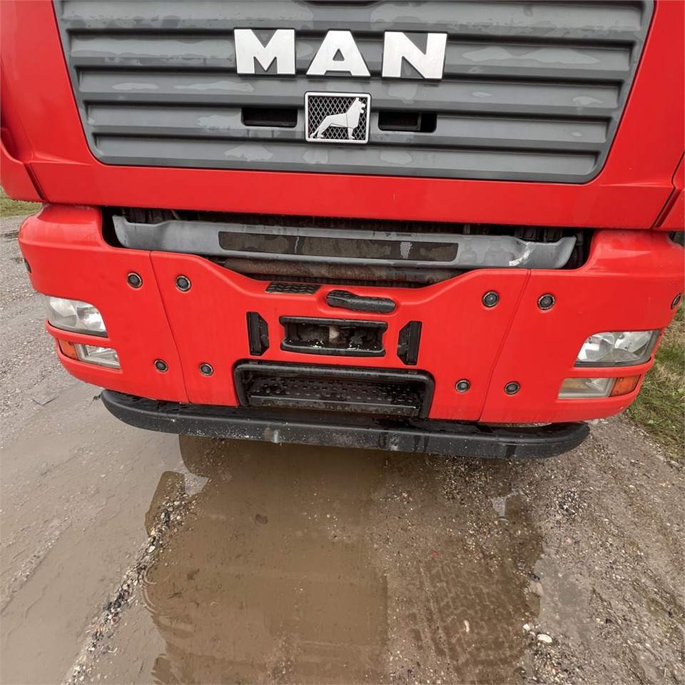 Savivartis sunkvežimis, Sunkvežimis su kranu MAN TGA 8x4 Hydrodrive: foto 32