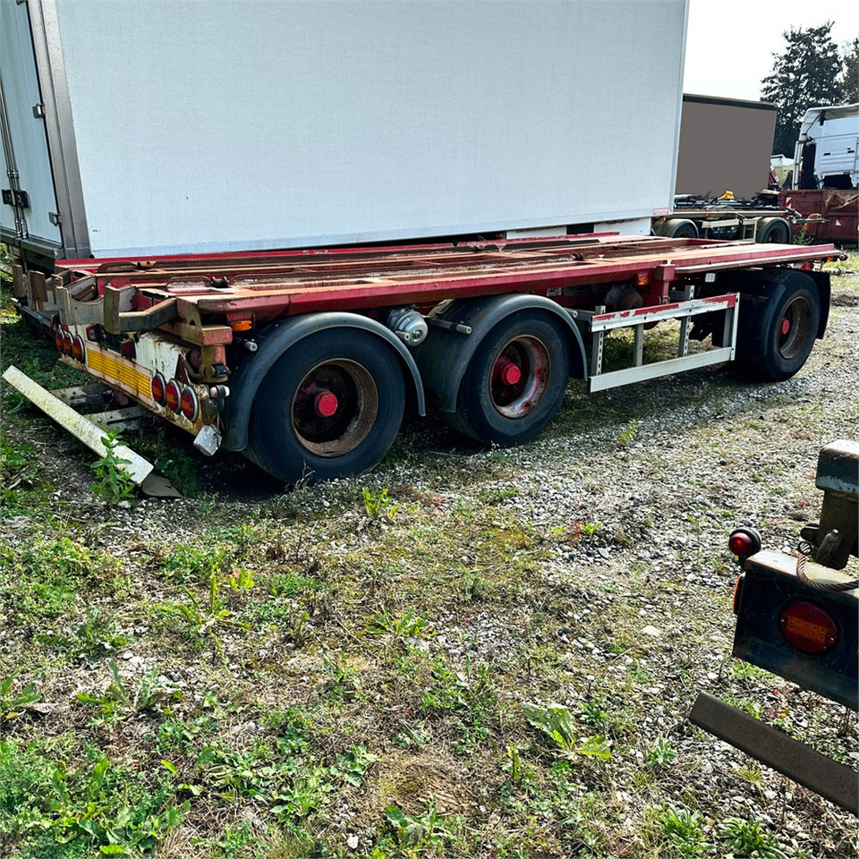 MTDK Transfer trailer - Kablio/ Skip loader priekaba: foto 2 MTDK Transfer trailer - Kablio/ Skip loader priekaba: foto 2