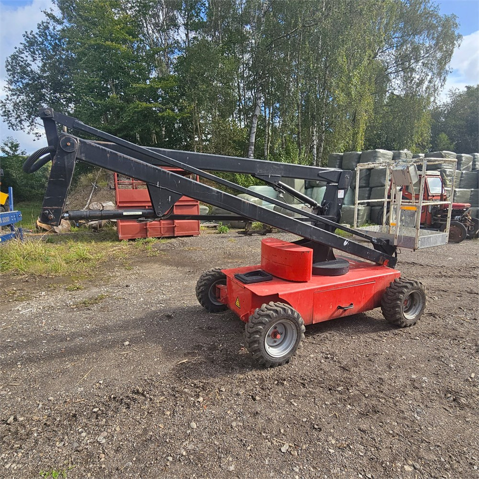 Manitou 100 AE - Alkūninis keltuvas: foto 2 Manitou 100 AE - Alkūninis keltuvas: foto 2