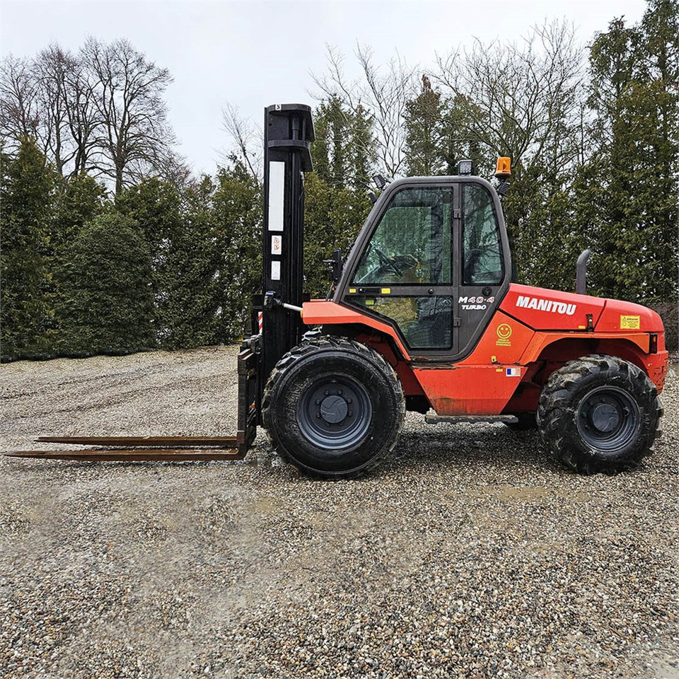 Manitou M 40-4 T - Šakinis krautuvas: foto 4 Manitou M 40-4 T - Šakinis krautuvas: foto 4