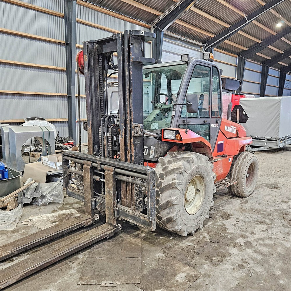 Manitou MC 50 Power shift - Šakinis krautuvas: foto 2 Manitou MC 50 Power shift - Šakinis krautuvas: foto 2