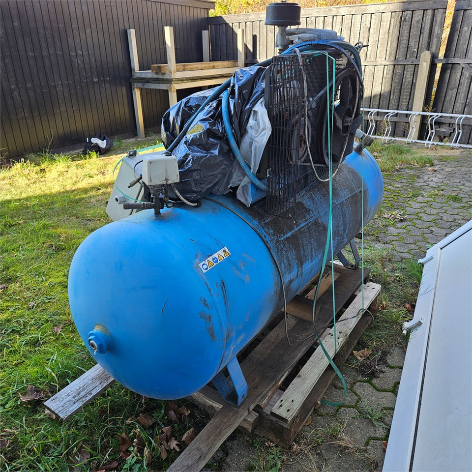 Mark Stormy pro 500F10XY - Oro kompresorius: foto 5 Mark Stormy pro 500F10XY - Oro kompresorius: foto 5