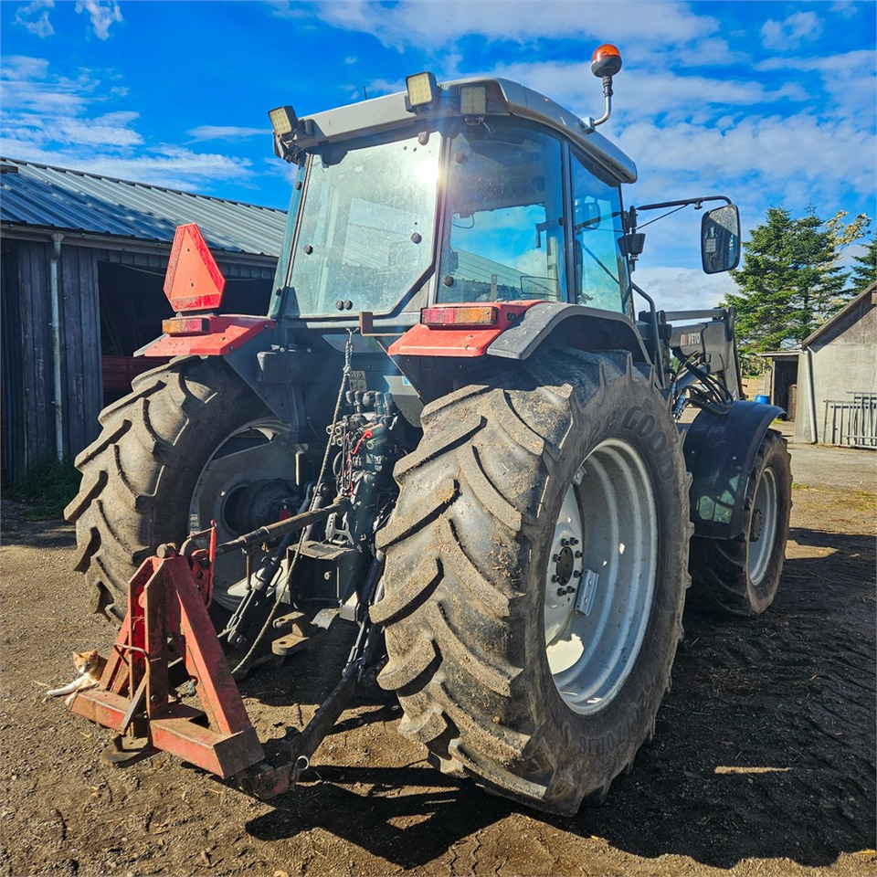 Massey Ferguson 4270 - Traktorius: foto 5 Massey Ferguson 4270 - Traktorius: foto 5