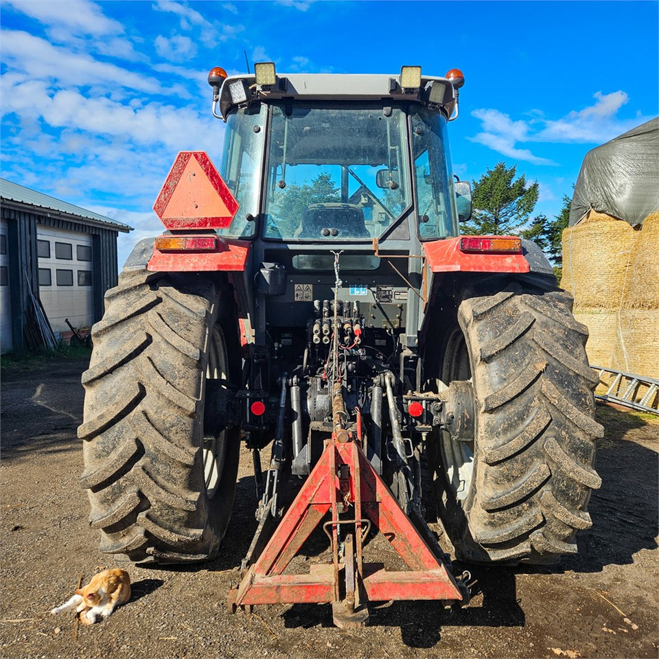 Massey Ferguson 4270 - Traktorius: foto 4 Massey Ferguson 4270 - Traktorius: foto 4