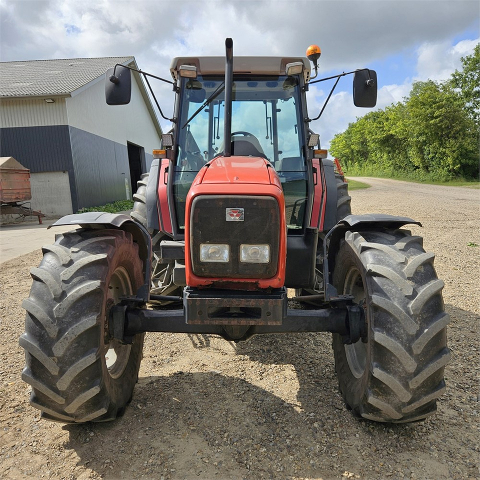 Massey Ferguson 4270 - Traktorius: foto 5 Massey Ferguson 4270 - Traktorius: foto 5