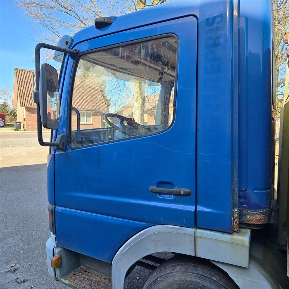 Platforminis/ Bortinis sunkvežimis Mercedes ATEGO 817: foto 9
