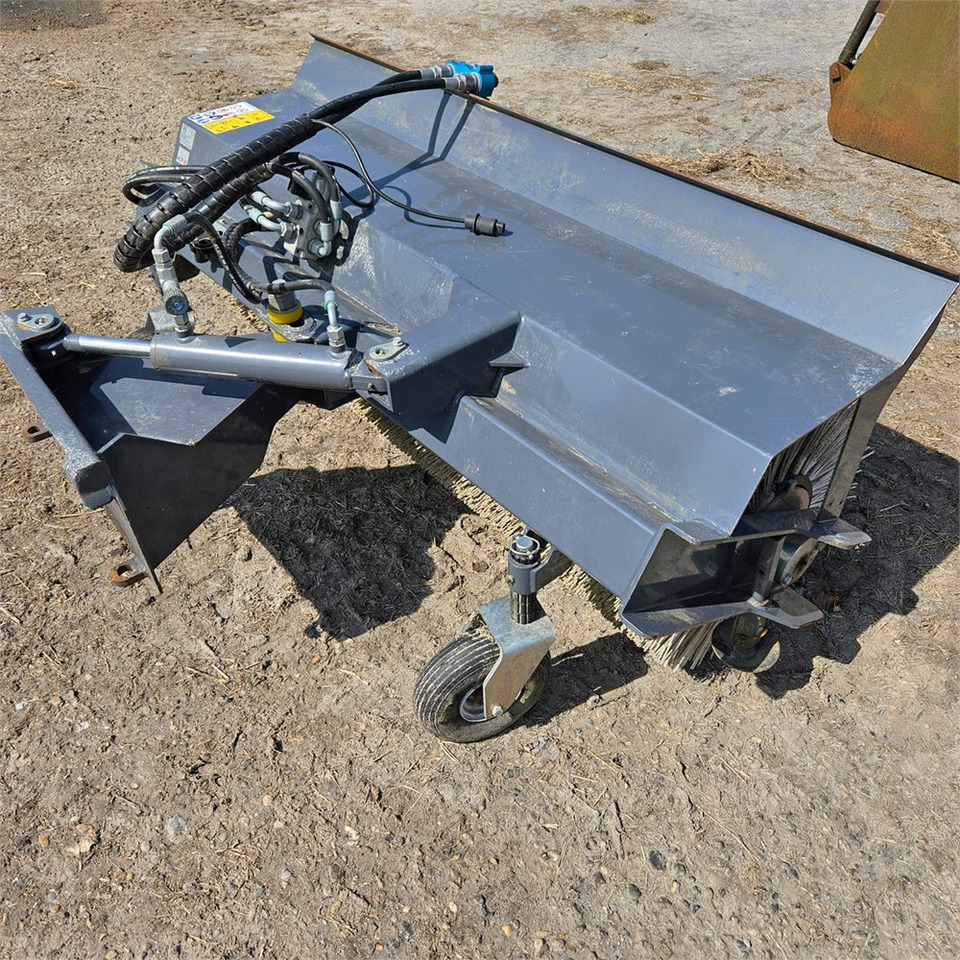 Multione Duo 12,5 - Rotacinė šluota: foto 5 Multione Duo 12,5 - Rotacinė šluota: foto 5