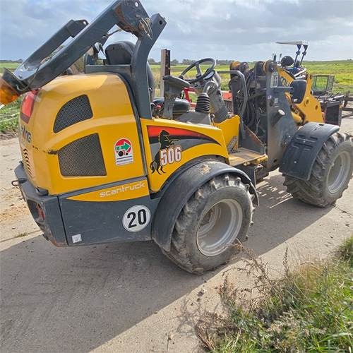 Mustang AL506 - Mini krautuvas: foto 5 Mustang AL506 - Mini krautuvas: foto 5