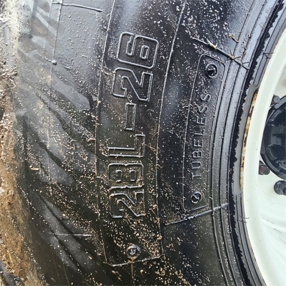 Pašarų tvarkymo technika New Holland BB9090: foto 41