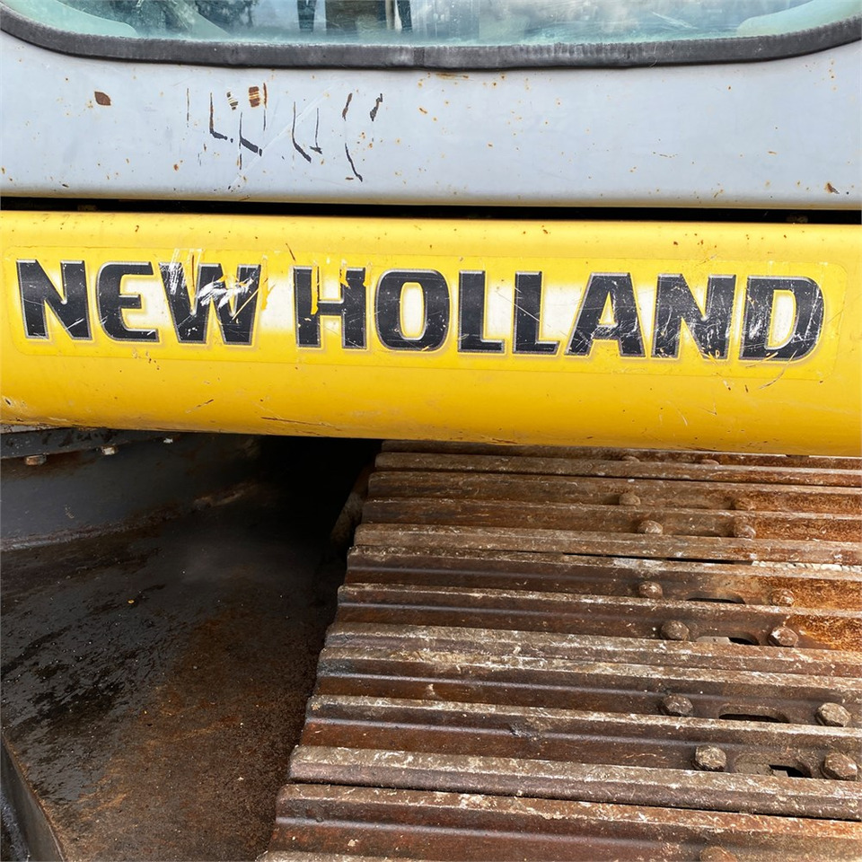 Vikšrinis ekskavatorius New Holland E 265 B: foto 9