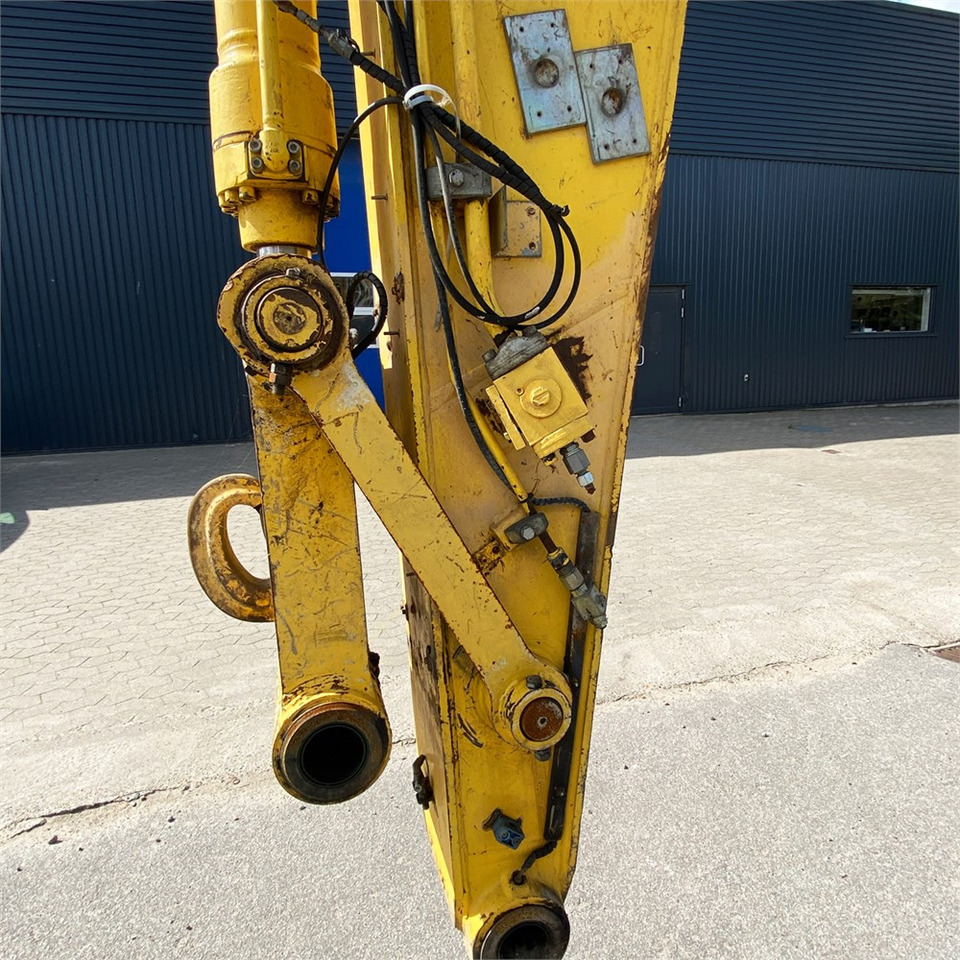 Vikšrinis ekskavatorius New Holland E 265 B: foto 22