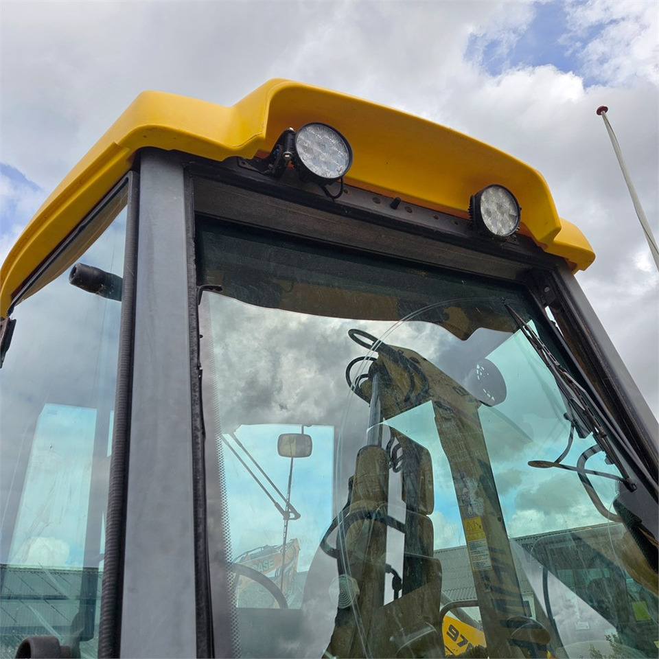Ekskavatorius-krautuvas New Holland LB115-4PS: foto 28