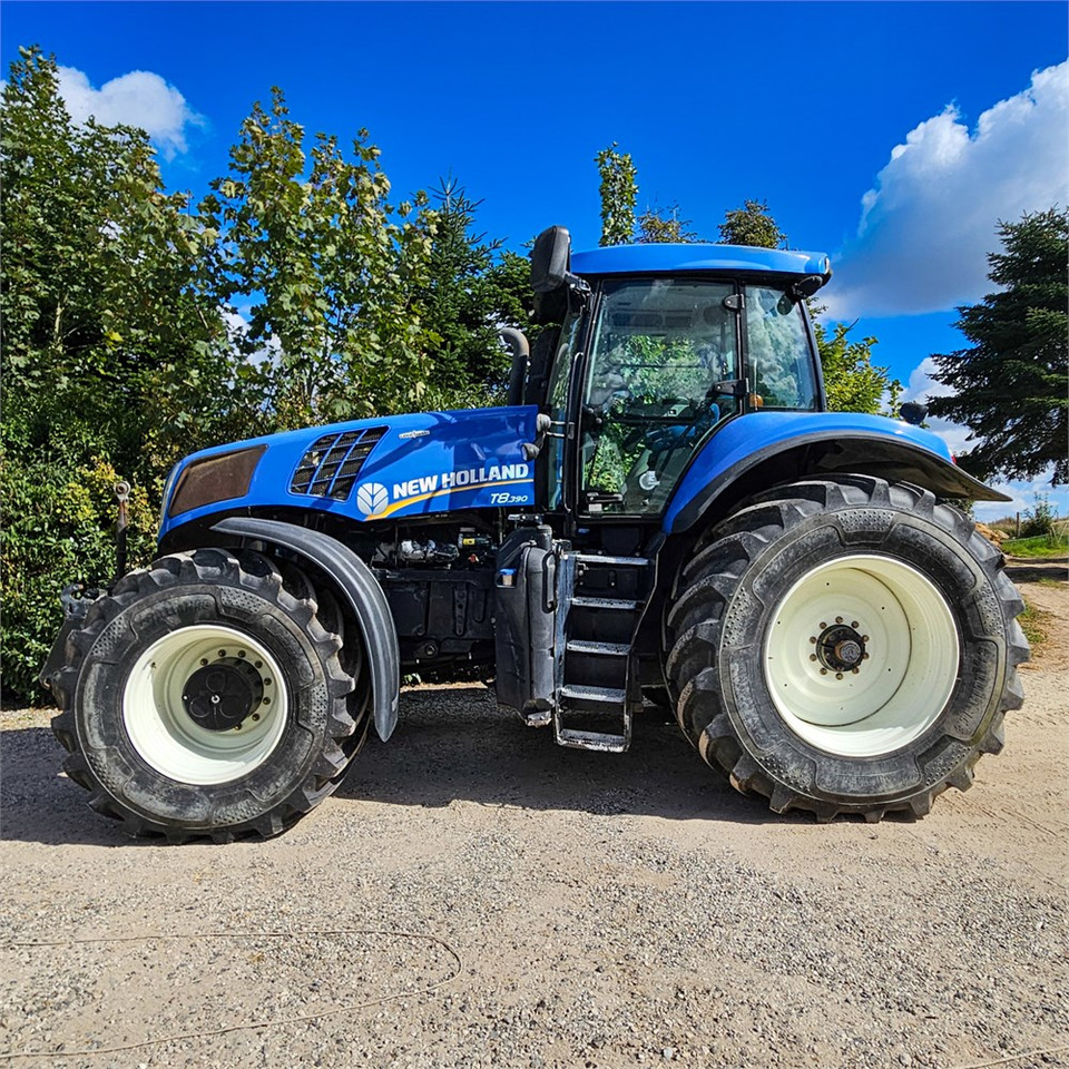 New Holland T8.390 - Traktorius: foto 2 New Holland T8.390 - Traktorius: foto 2