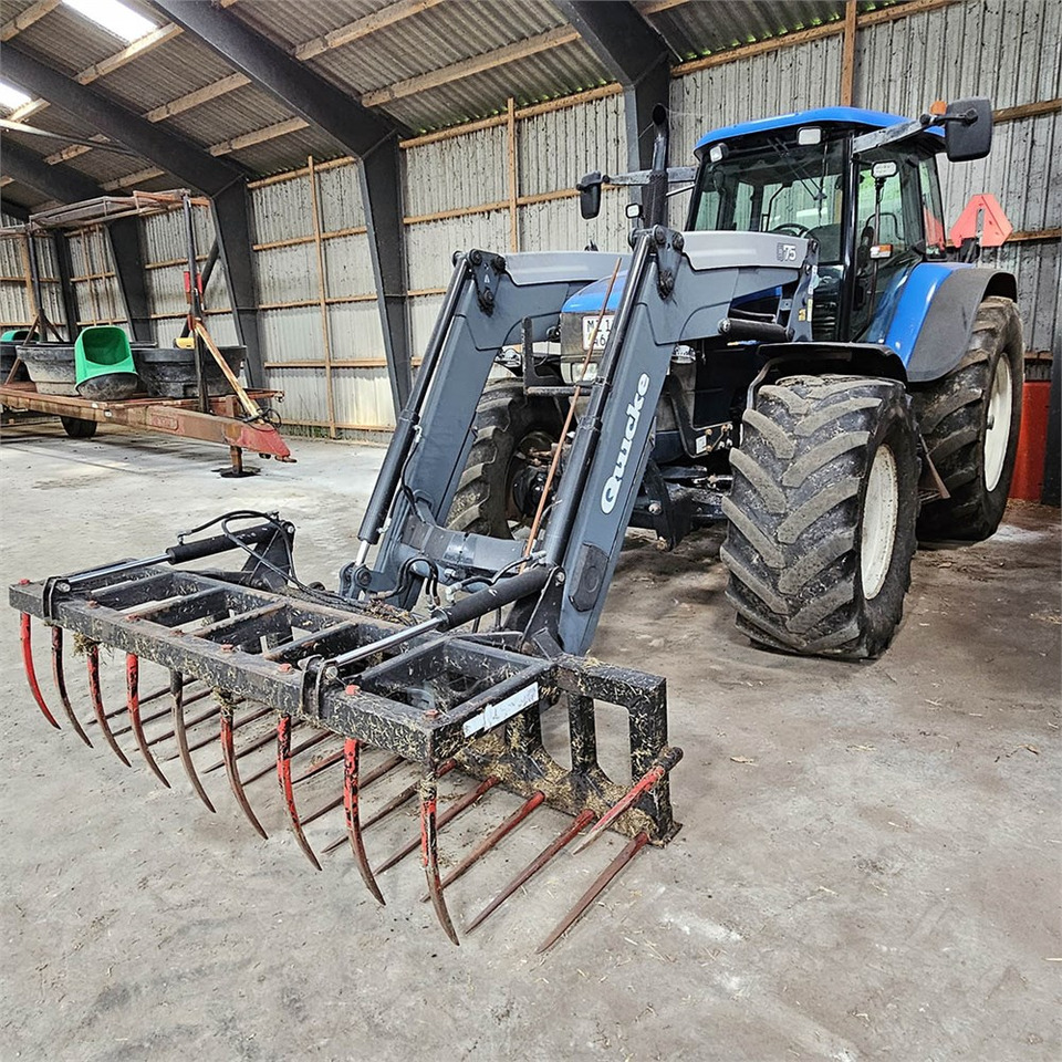 New Holland TM 190 4WD - Traktorius: foto 3 New Holland TM 190 4WD - Traktorius: foto 3