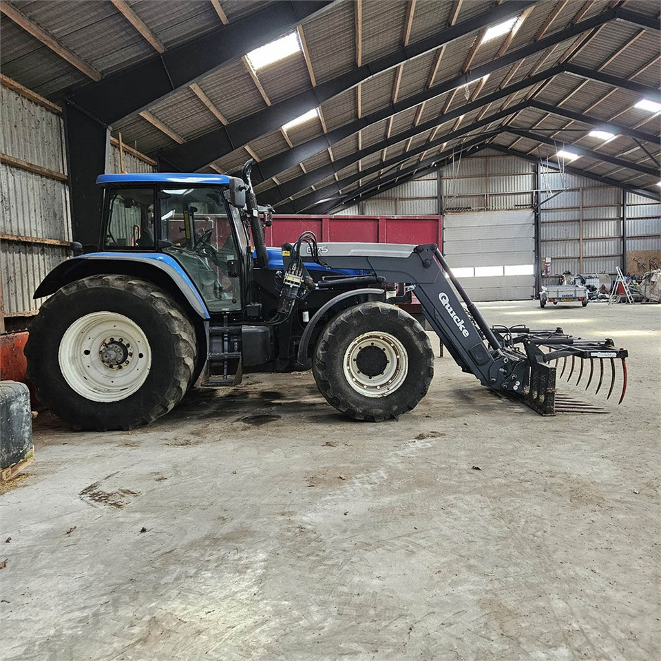 New Holland TM 190 4WD - Traktorius: foto 4 New Holland TM 190 4WD - Traktorius: foto 4