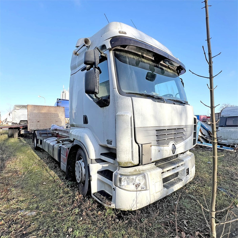 Renault 410 DXI Premimium - Važiuoklės sunkvežimis: foto 2 Renault 410 DXI Premimium - Važiuoklės sunkvežimis: foto 2