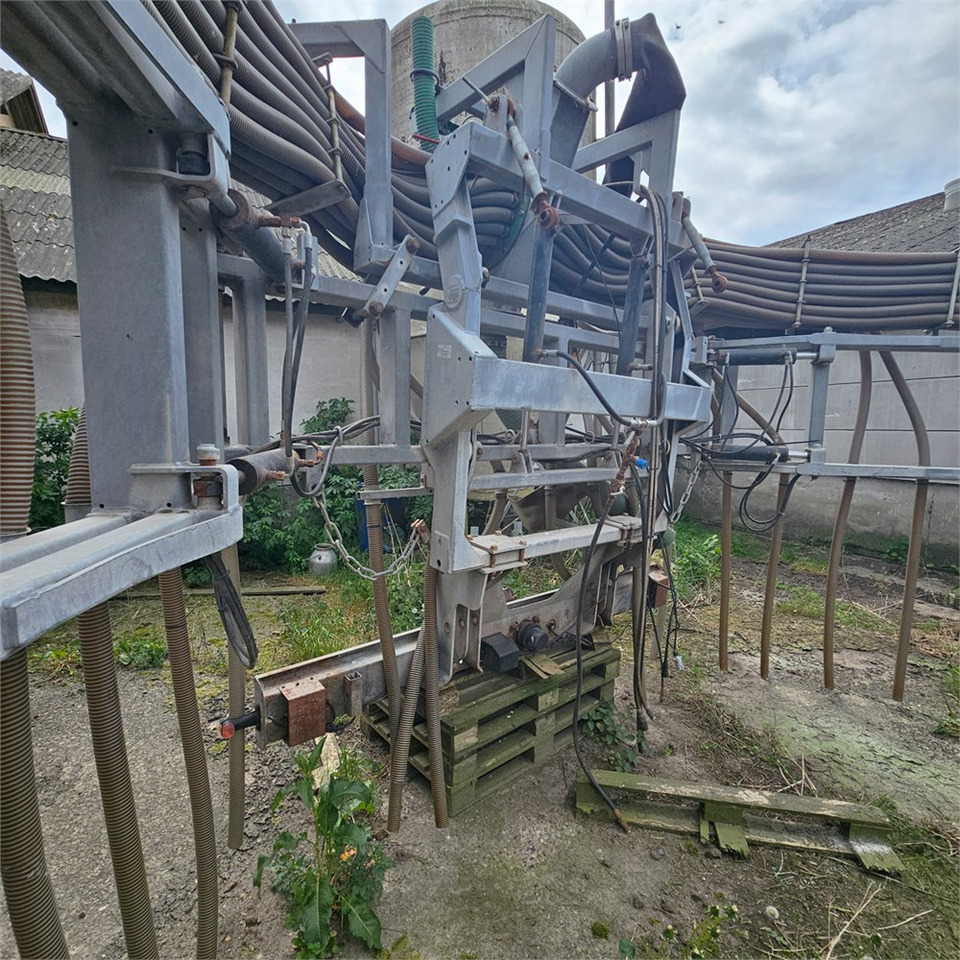 Samson SB24 - Tręšimo technika: foto 5 Samson SB24 - Tręšimo technika: foto 5