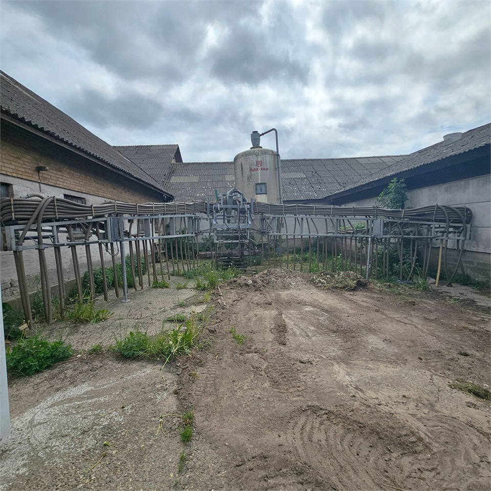 Samson SB24 - Tręšimo technika: foto 2 Samson SB24 - Tręšimo technika: foto 2