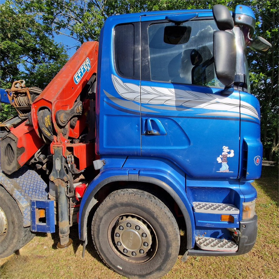 Autovežis sunkvežimis, Sunkvežimis su kranu Scania R480: foto 10