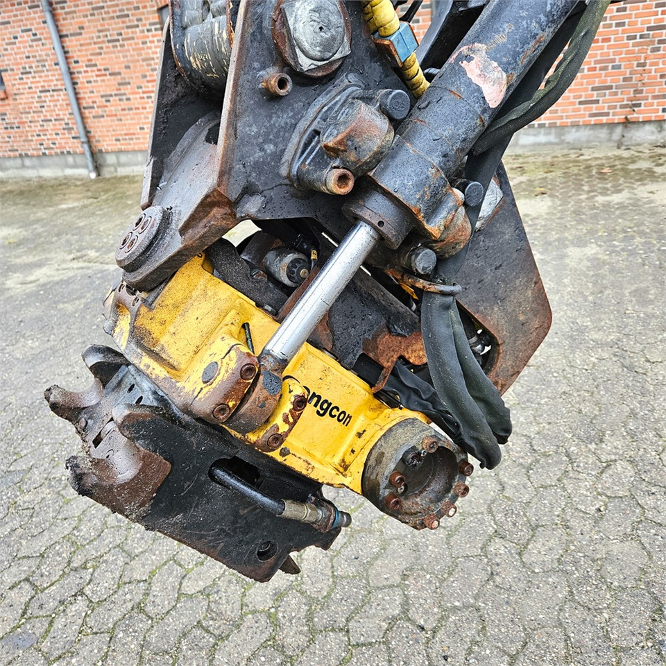 Schaeff-Terex TW110 - Ratinis ekskavatorius: foto 5 Schaeff-Terex TW110 - Ratinis ekskavatorius: foto 5