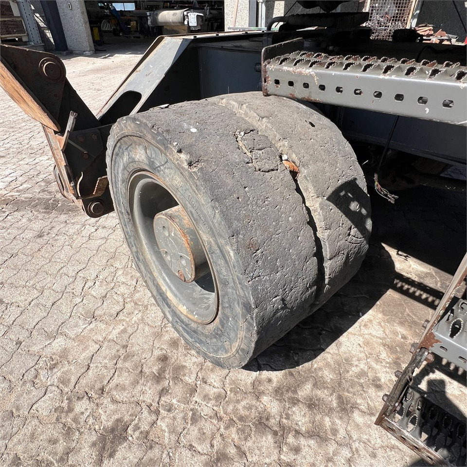Ekskavatorius su ilga strėle Sennebogen 818 M: foto 47