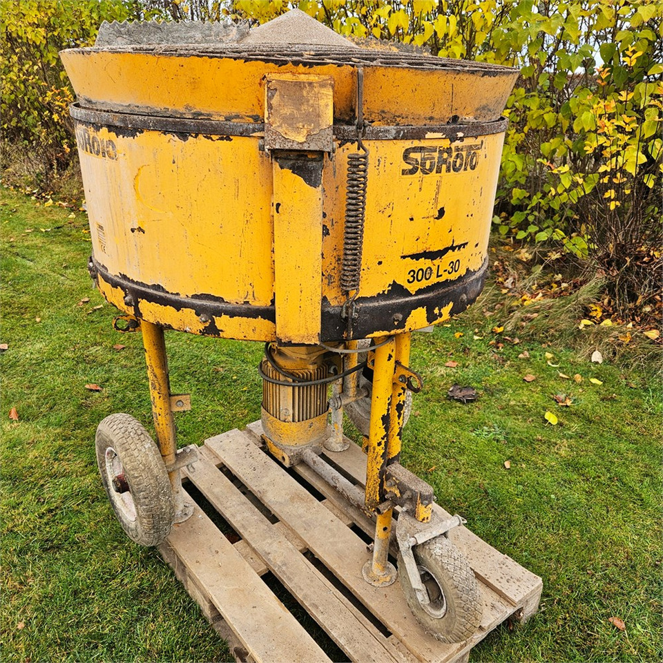 Soroto 300 L-30 - Betono maišyklė: foto 4 Soroto 300 L-30 - Betono maišyklė: foto 4