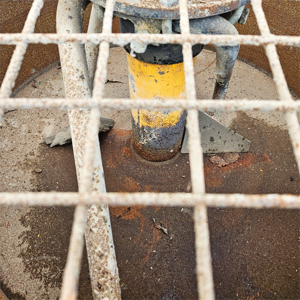 Soroto 300 L-30 - Betono maišyklė: foto 5 Soroto 300 L-30 - Betono maišyklė: foto 5