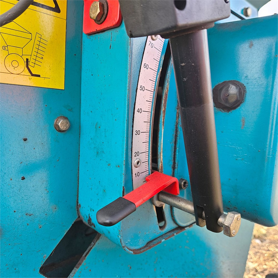 Sėjos technika Sulky Burel SPI-Solo Reguline 6 meter: foto 38 Sėjos technika Sulky Burel SPI-Solo Reguline 6 meter: foto 38