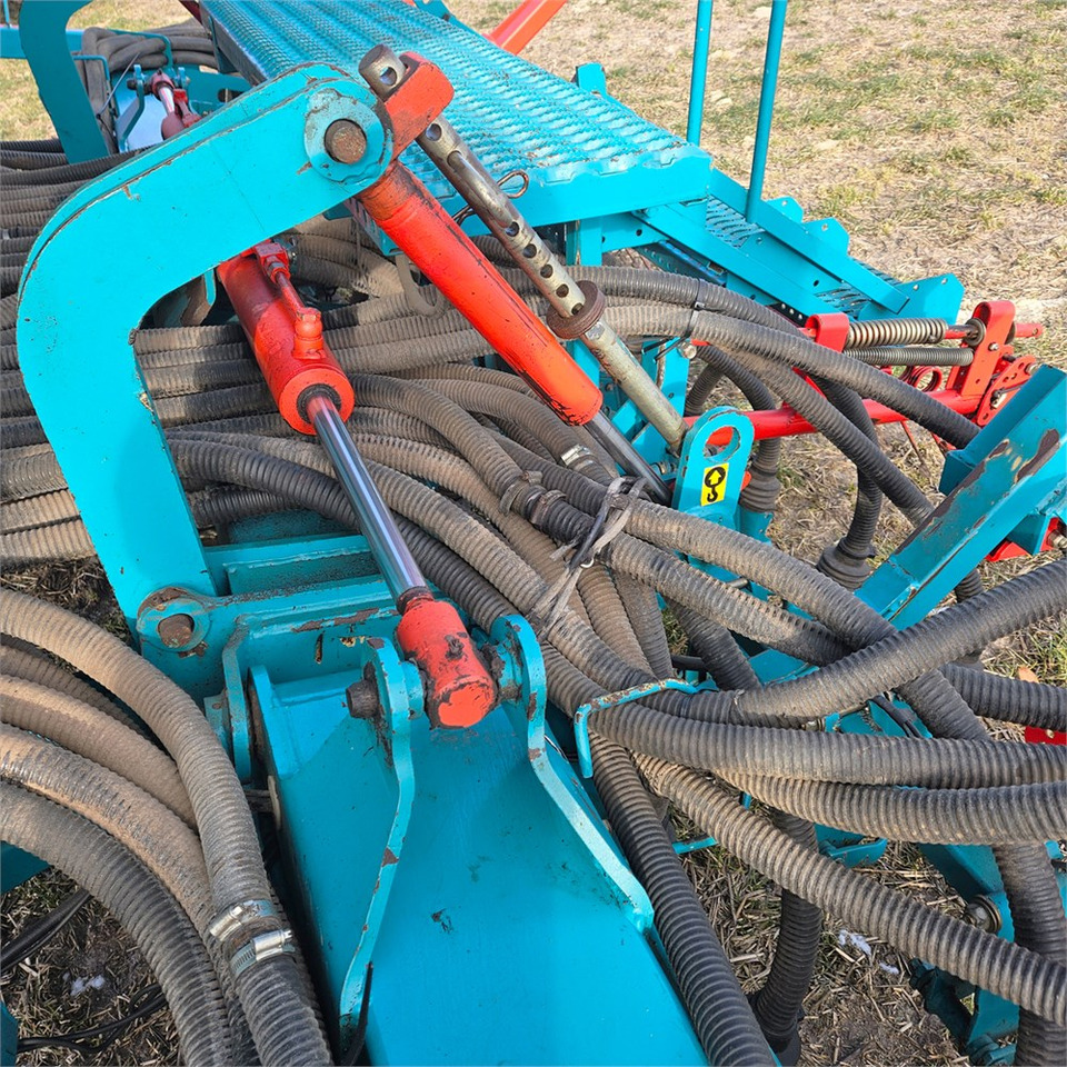 Sėjos technika Sulky Burel SPI-Solo Reguline 6 meter: foto 29 Sėjos technika Sulky Burel SPI-Solo Reguline 6 meter: foto 29