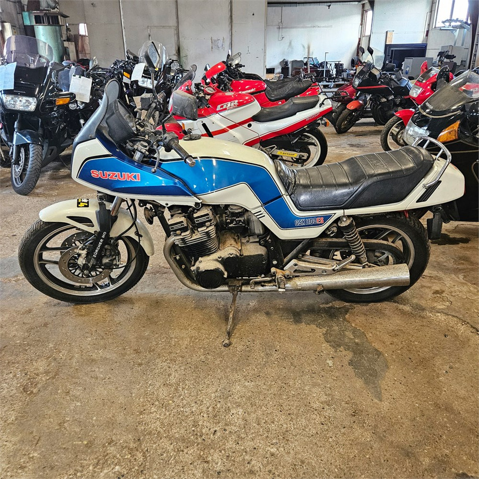 Suzuki GSX 1100 ES - Motociklas: foto 4 Suzuki GSX 1100 ES - Motociklas: foto 4