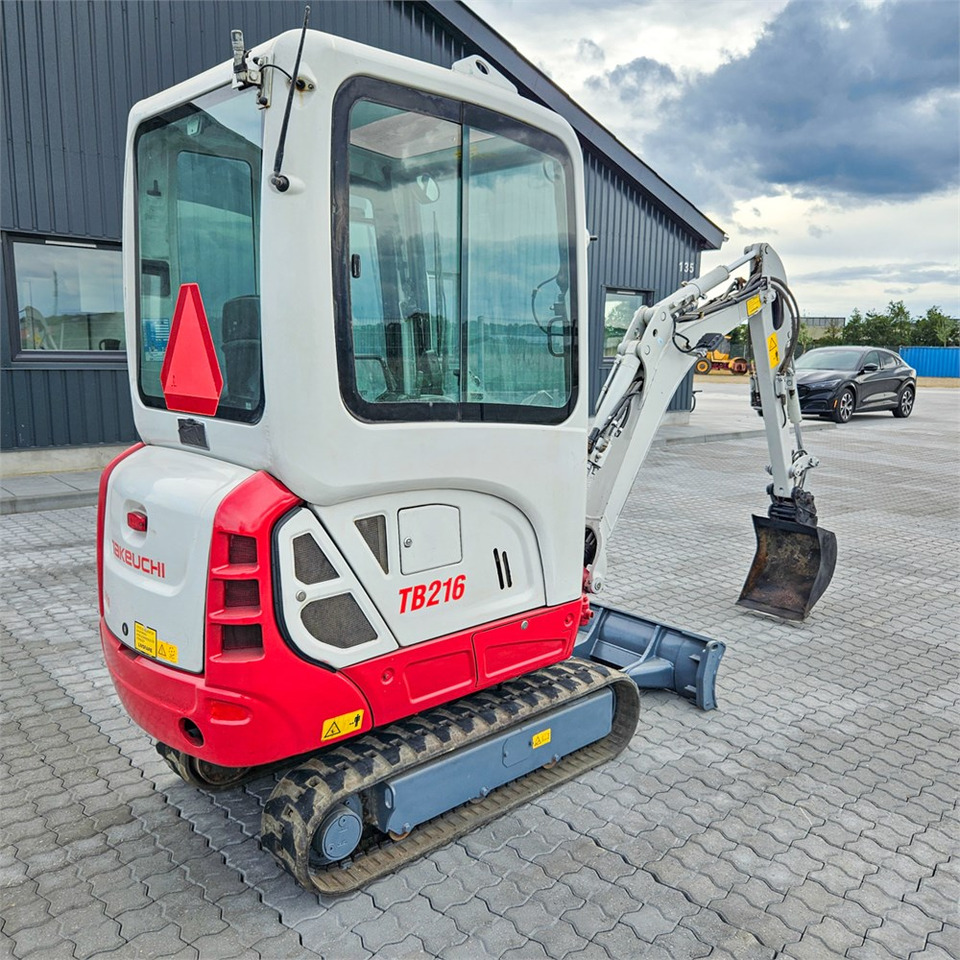 Takeuchi TB216 - Mini ekskavatorius: foto 4 Takeuchi TB216 - Mini ekskavatorius: foto 4