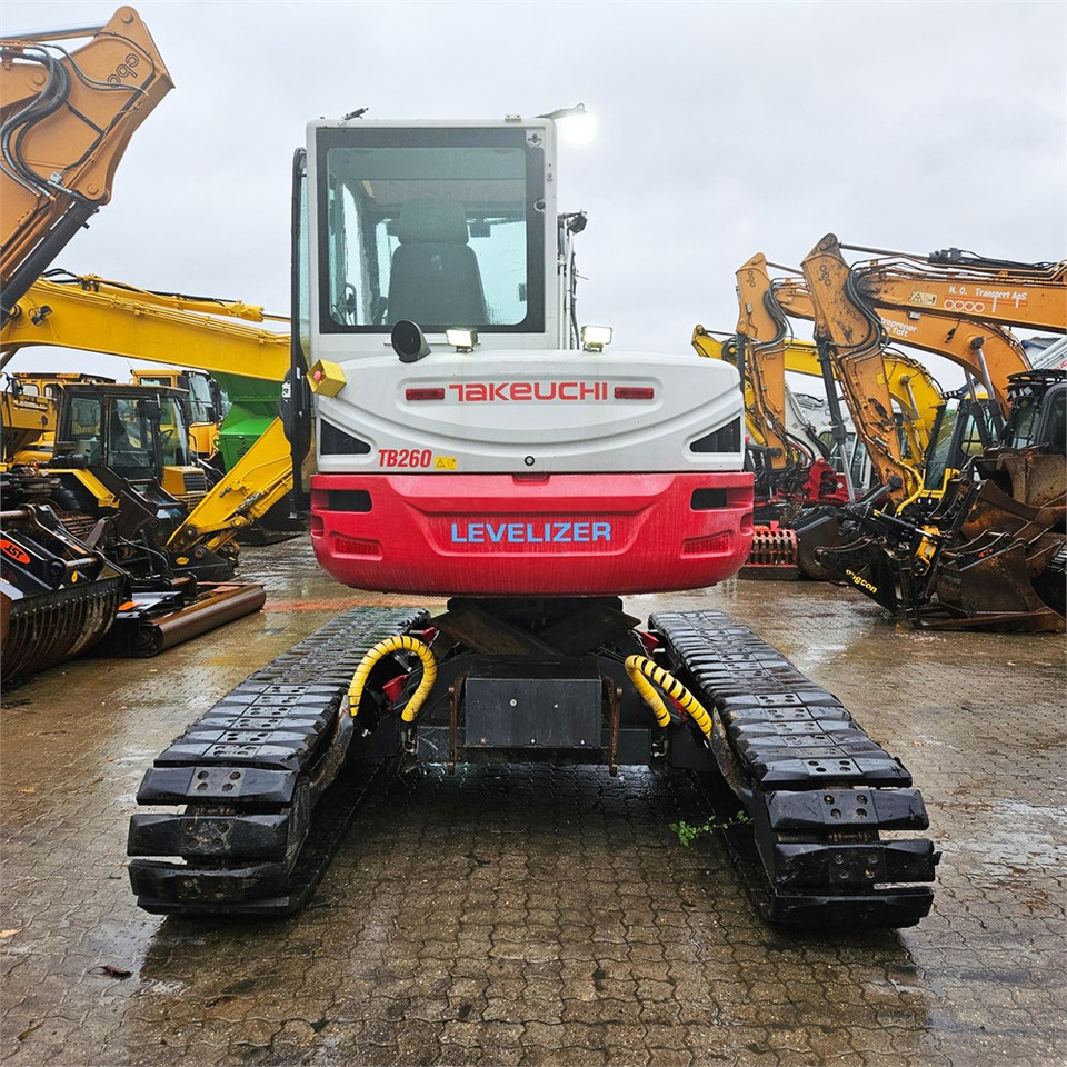 Takeuchi TB260 - Vikšrinis ekskavatorius: foto 5 Takeuchi TB260 - Vikšrinis ekskavatorius: foto 5