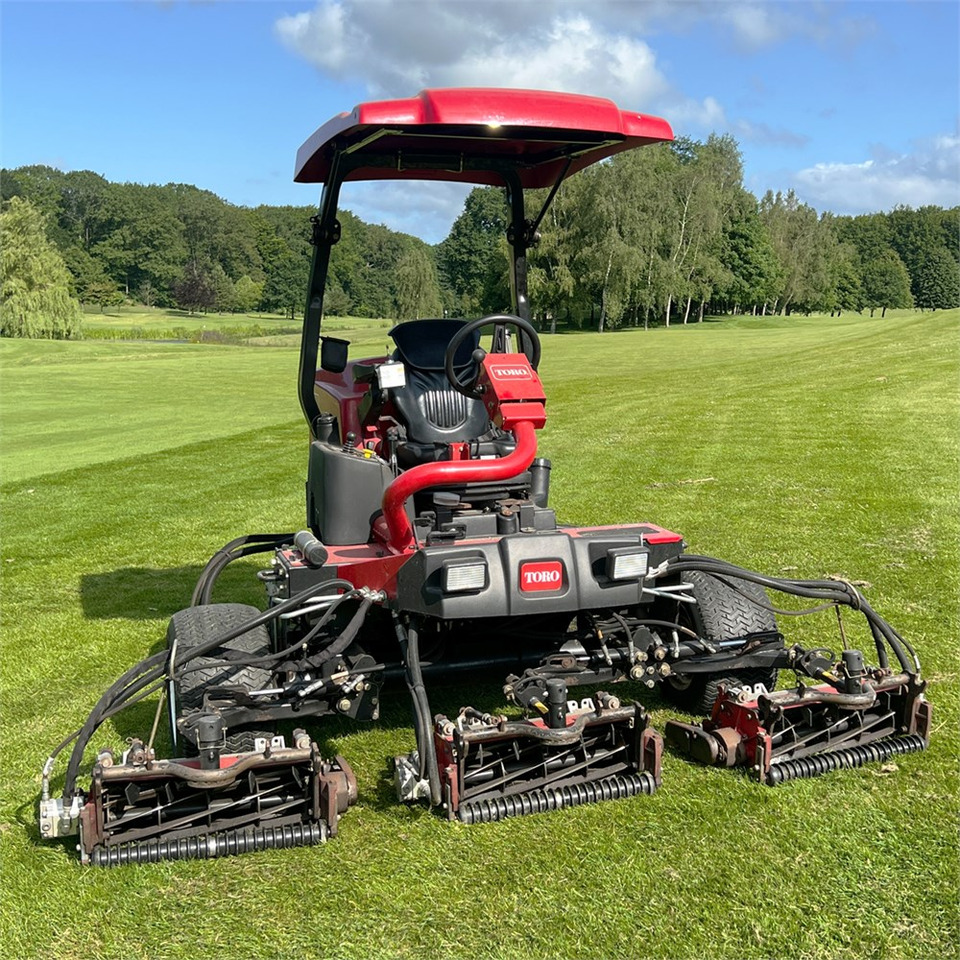Toro Reelmaster 3575 D - Vejapjovė: foto 2 Toro Reelmaster 3575 D - Vejapjovė: foto 2