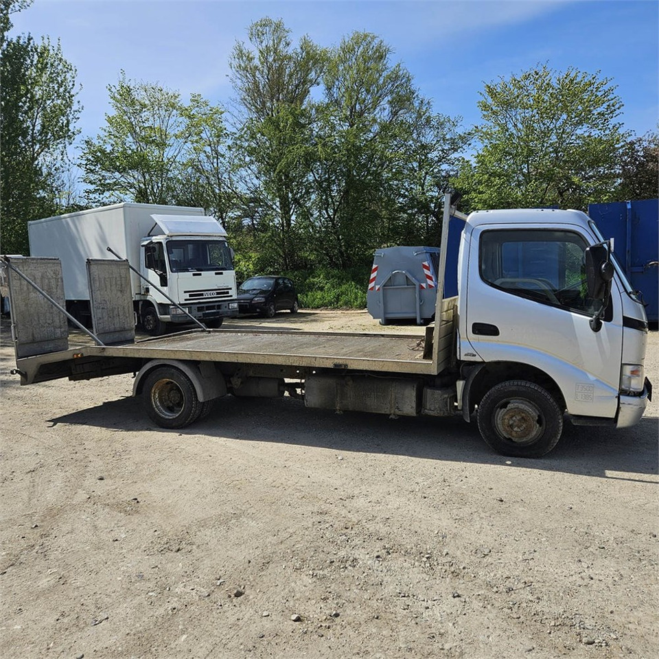 Toyota Dyna - Platforminis/ Bortinis sunkvežimis: foto 1 Toyota Dyna - Platforminis/ Bortinis sunkvežimis: foto 1