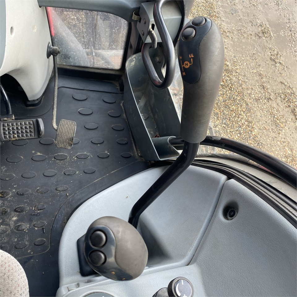 Traktorius Valtra T 153: foto 12