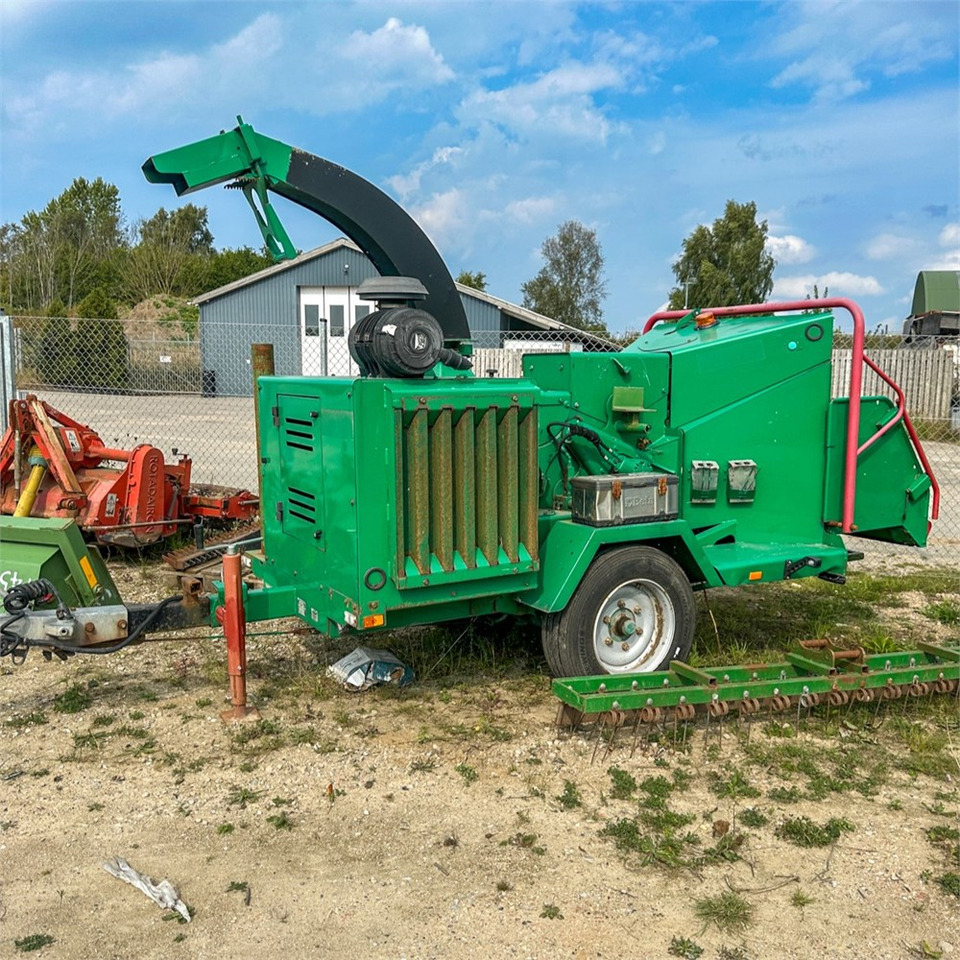 Vermeer BC1000 XL - Medienos smulkintuvas: foto 2 Vermeer BC1000 XL - Medienos smulkintuvas: foto 2