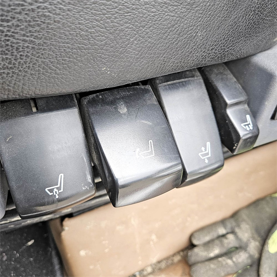 Scania R560 lizingą Scania R560: foto 12 Scania R560 lizingą Scania R560: foto 12