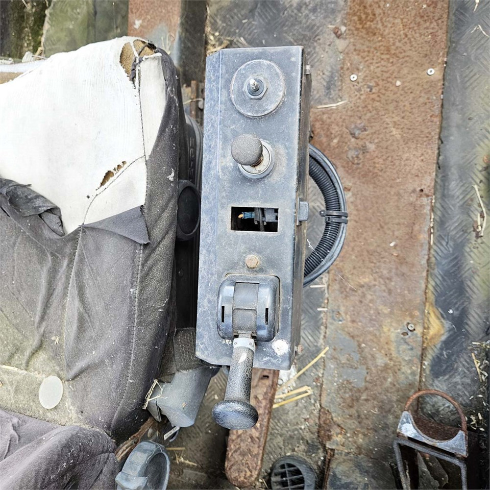 Vilkikas Sisu TRX 181: foto 13 Vilkikas Sisu TRX 181: foto 13