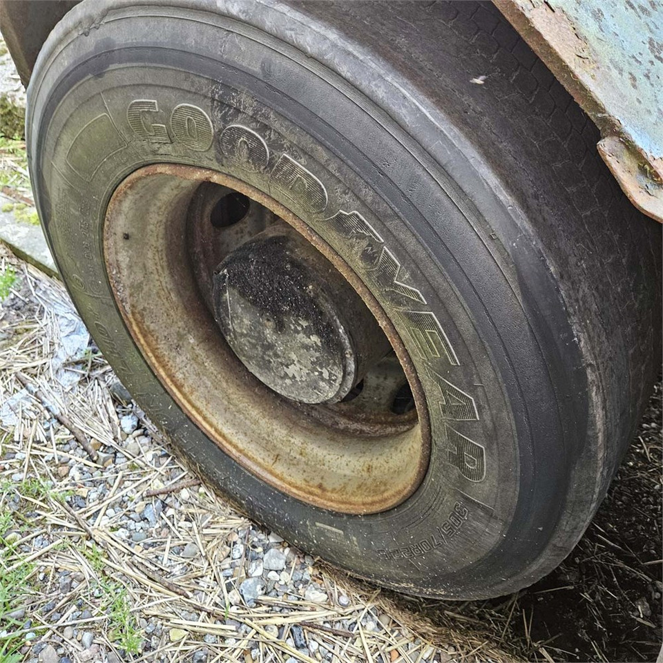 Vilkikas Sisu TRX 181: foto 41 Vilkikas Sisu TRX 181: foto 41