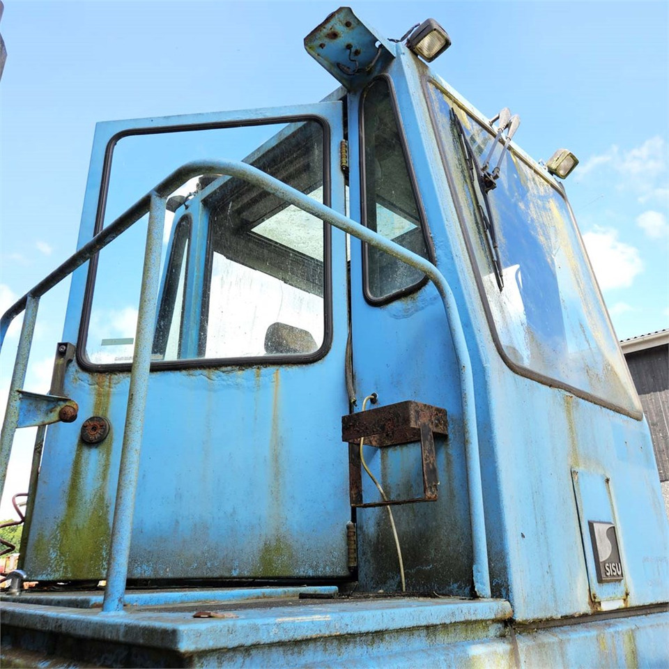 Vilkikas Sisu TRX 181: foto 38 Vilkikas Sisu TRX 181: foto 38