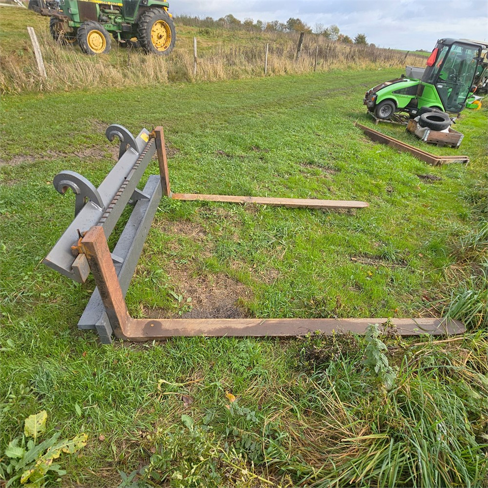 Volvo 83771 - Šakės: foto 1 Volvo 83771 - Šakės: foto 1