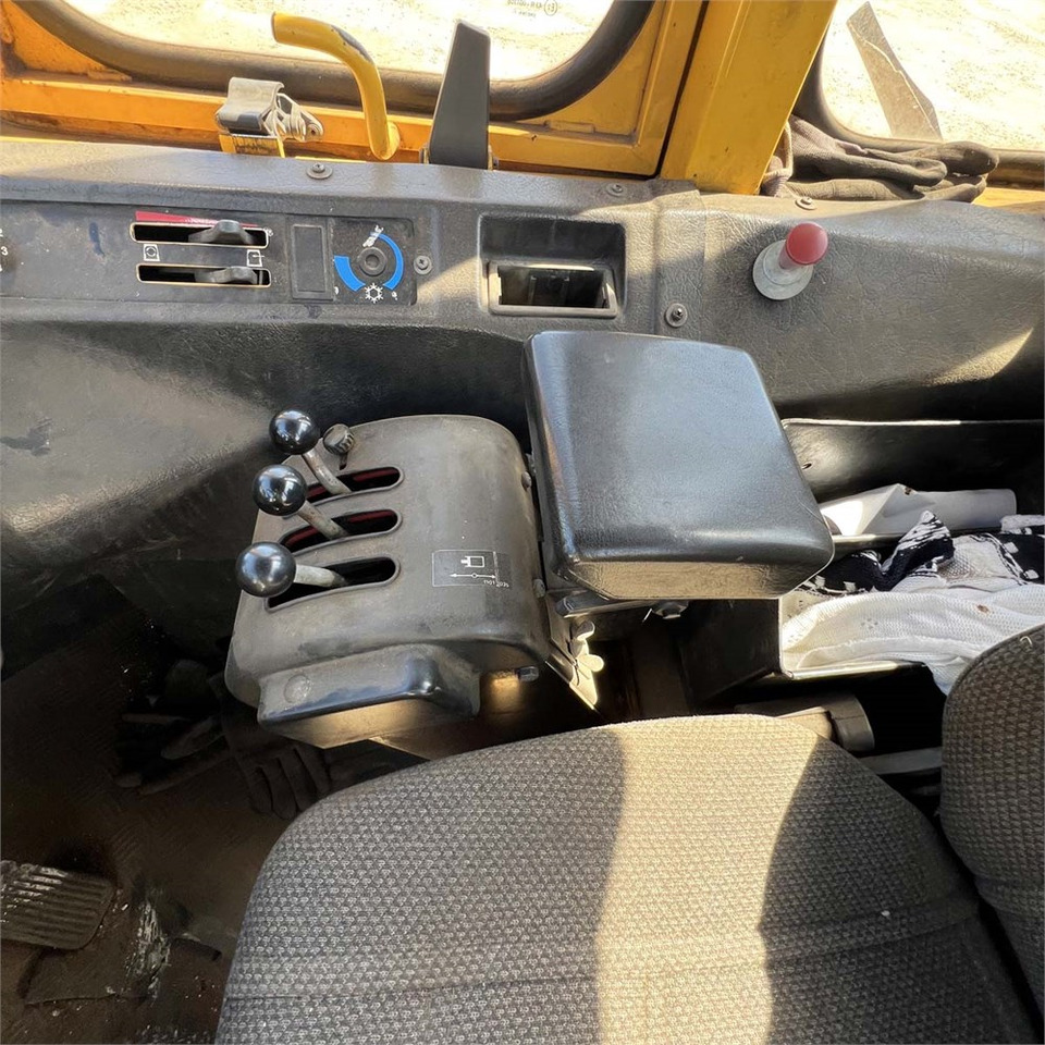 Ratinis krautuvas Volvo L70: foto 29