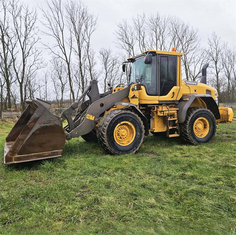 Volvo L70 G - Ratinis krautuvas: foto 1 Volvo L70 G - Ratinis krautuvas: foto 1