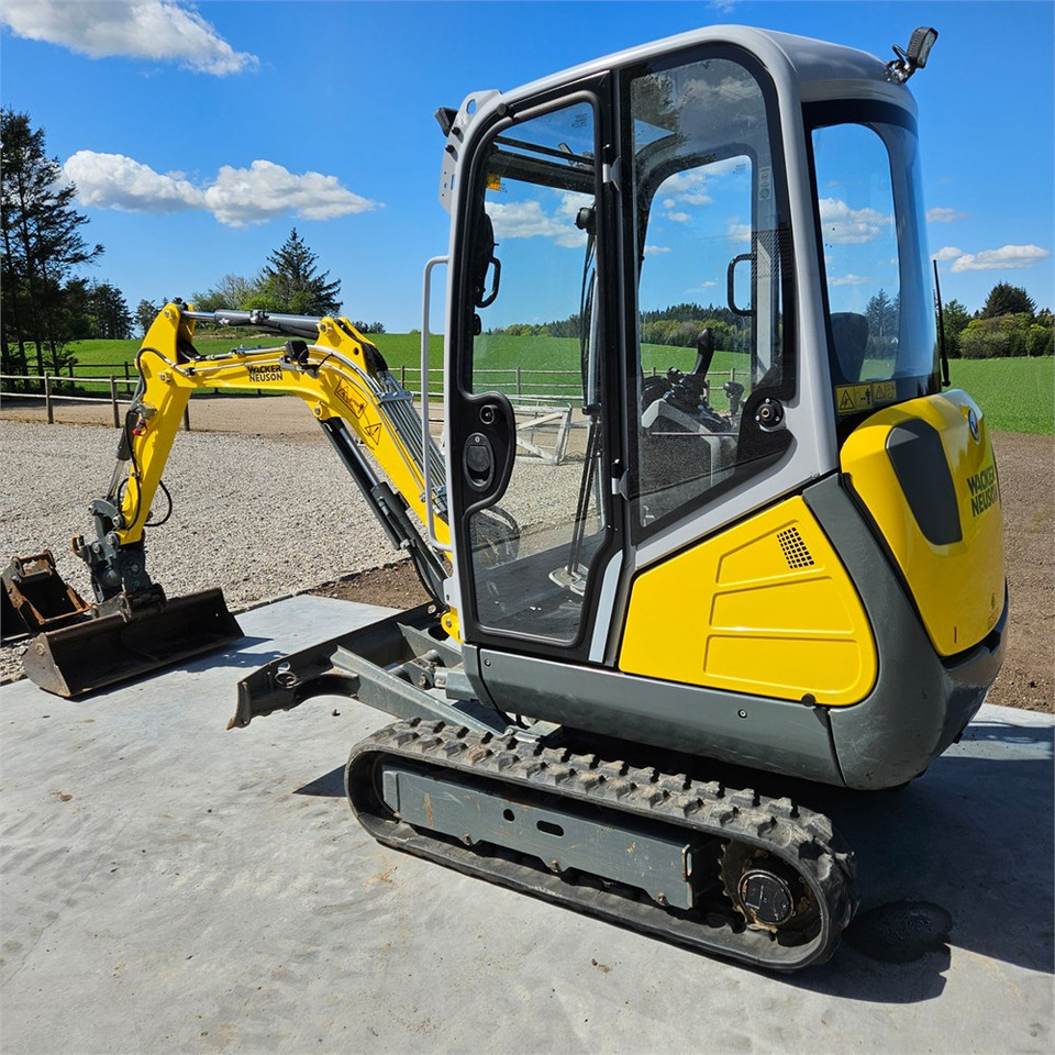 Wacker Neuson ET18 - Mini ekskavatorius: foto 3 Wacker Neuson ET18 - Mini ekskavatorius: foto 3