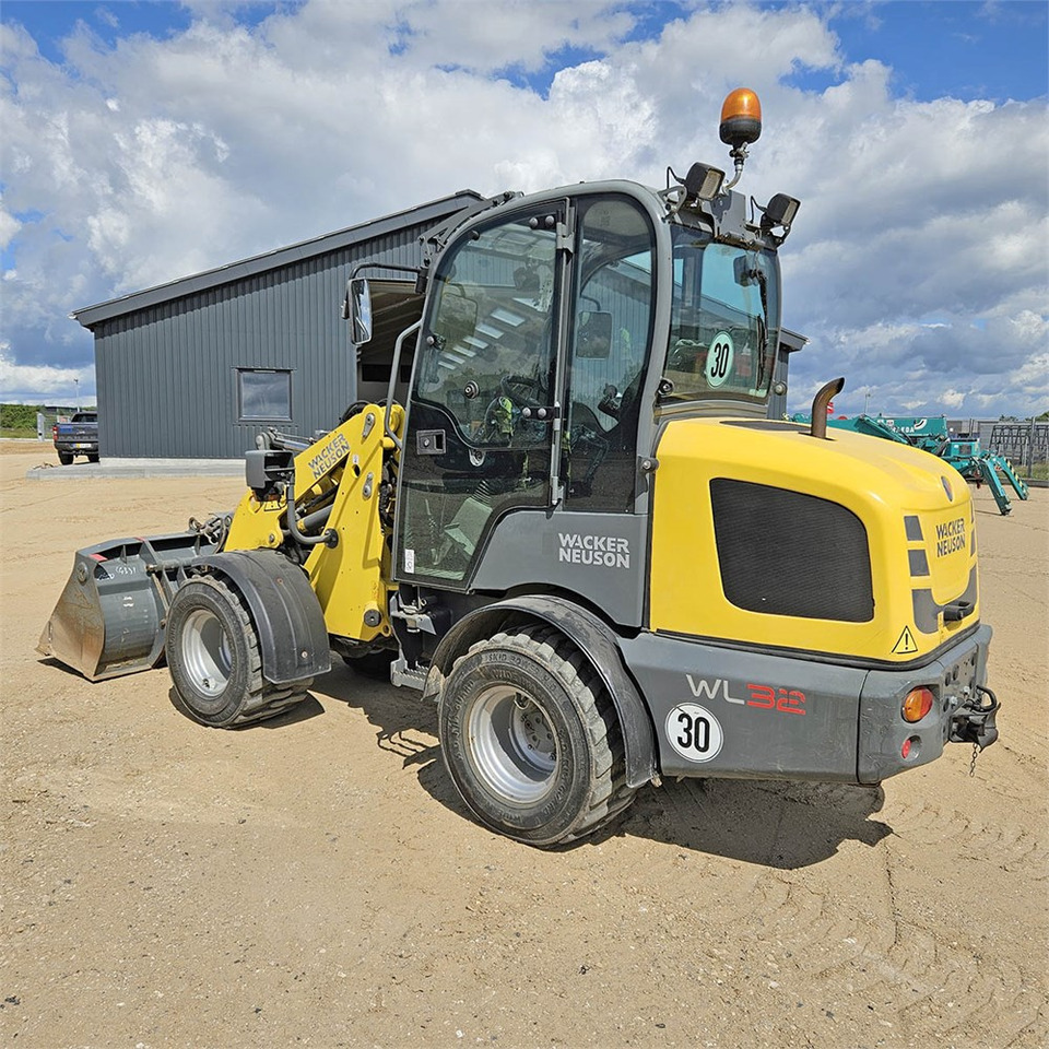 Wacker Neuson WL 32/RL30 - Ratinis krautuvas: foto 3 Wacker Neuson WL 32/RL30 - Ratinis krautuvas: foto 3