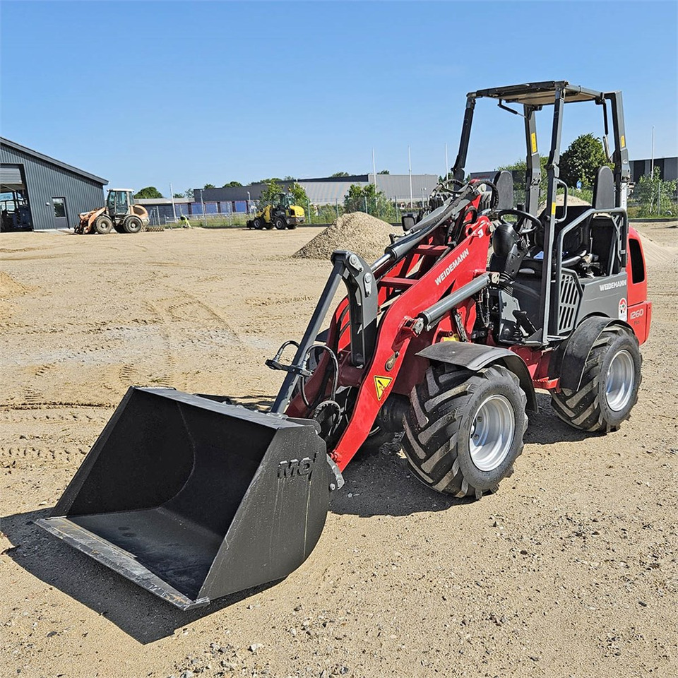 Weidemann 1260 Plus - Ratinis krautuvas: foto 1 Weidemann 1260 Plus - Ratinis krautuvas: foto 1