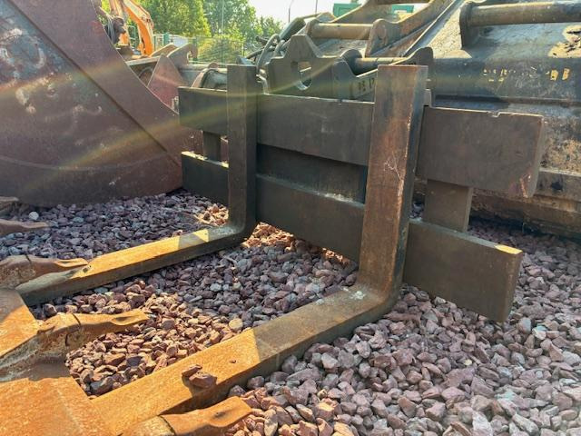 ARDEN EQUIPEMENT LOT EQUIPEMENTS QA 20 - Ekskavatoriaus kaušas: foto 2 ARDEN EQUIPEMENT LOT EQUIPEMENTS QA 20 - Ekskavatoriaus kaušas: foto 2